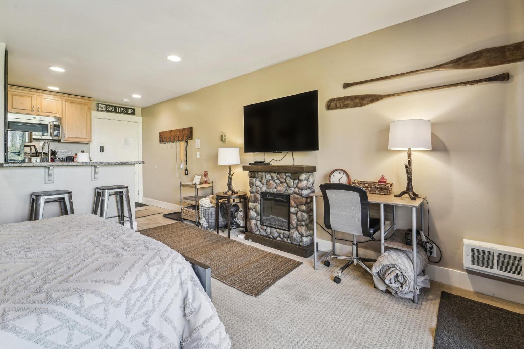 Truckee Studio With Balcony And On-Site Skiing! Экстерьер фото