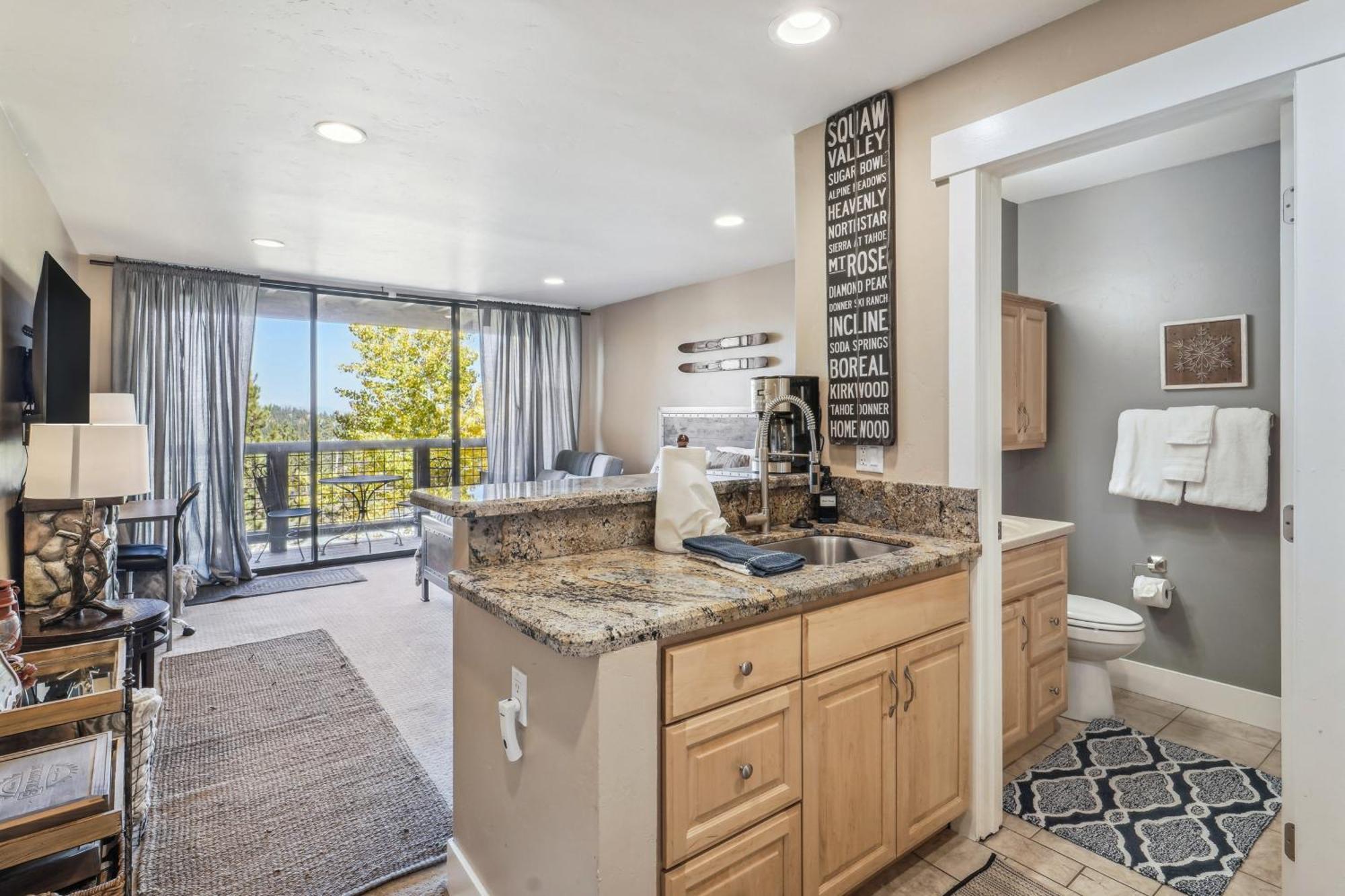 Truckee Studio With Balcony And On-Site Skiing! Экстерьер фото